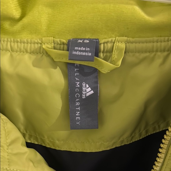 Adidas Stella McCartney Bright Green Puffer Jacket - Picture 2 of 4